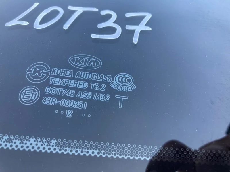 Стекло кузовное глухое левое Kia Sorento XM G6DC - миниатюра 8