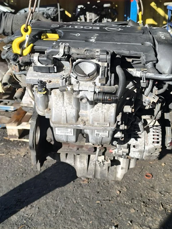 Двигатель Opel Astra H Z16XEP 2010 - миниатюра 2