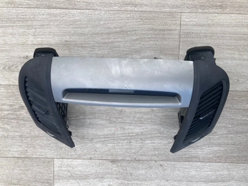 Дефлектор воздушный Hyundai Santa Fe CM G6DC 3.5L - миниатюра 2