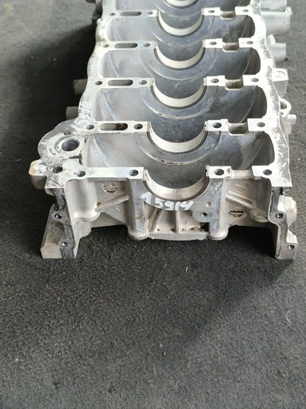 Блок цилиндров Chevrolet Epica 1 X25D1 2012 - миниатюра 2