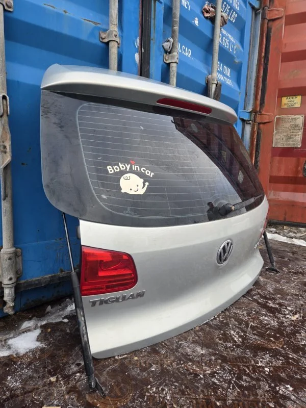 Крышка багажника Volkswagen tiguan 1 CAW 2.0 2013 - миниатюра 2