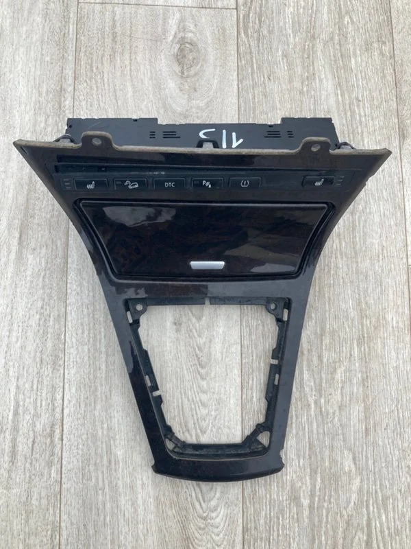Пепельница BMW X3 E83 N47D20 2010 - миниатюра 3