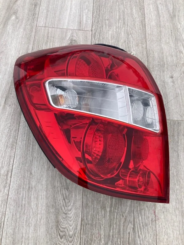Стоп-сигнал левый Chevrolet captiva С140 LE9 2012 - миниатюра 2