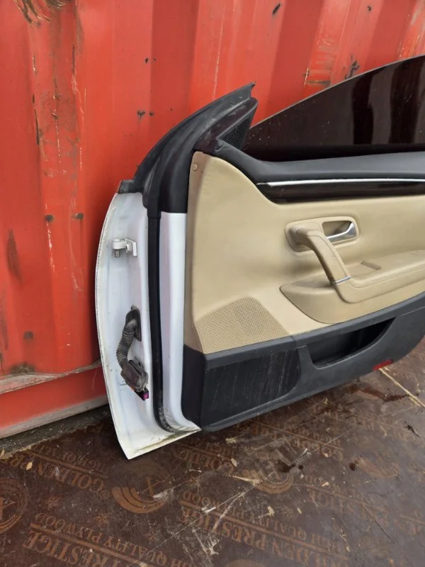 Дверь боковая передняя правая Volkswagen Passat СС - миниатюра 9