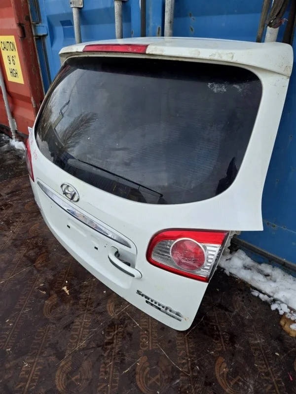Крышка багажника Hyundai Santa Fe CM G6DC 3.5L - миниатюра 2