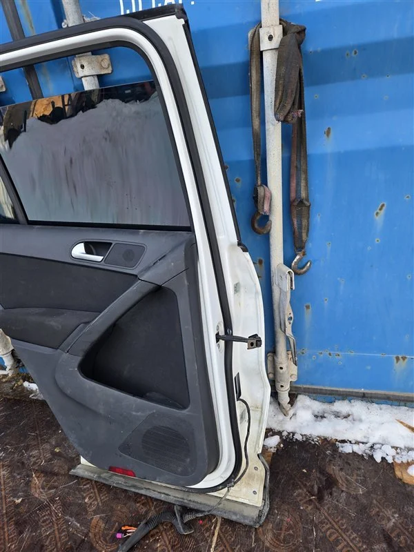Дверь боковая задняя левая Volkswagen tiguan 1 CCZ - миниатюра 9