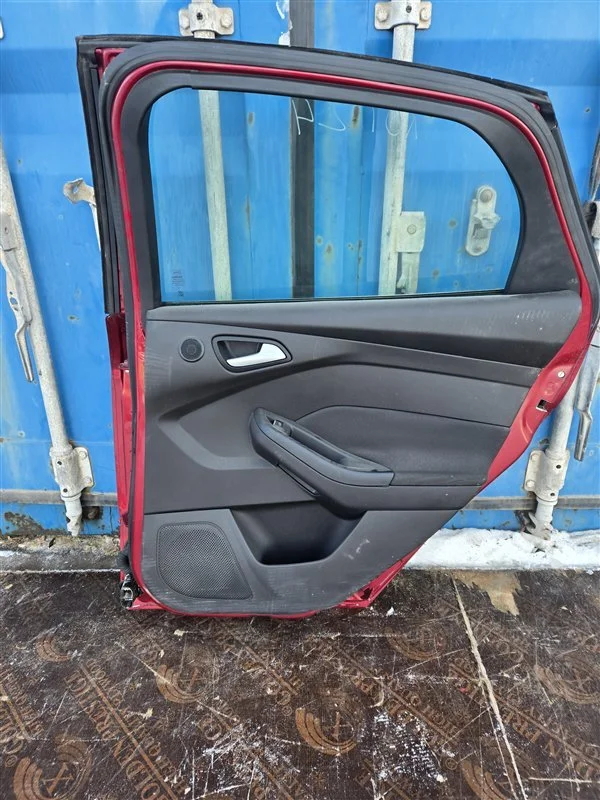 Дверь боковая задняя правая Ford Focus 3 SEDAN 2.0 - миниатюра 4