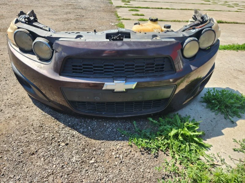 Nose cut Chevrolet Aveo T300 СЕДАН 2014 - миниатюра 2
