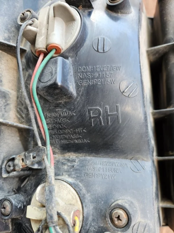 Стоп-сигнал правый Kia Mohave HM D6EA 2012 - миниатюра 5