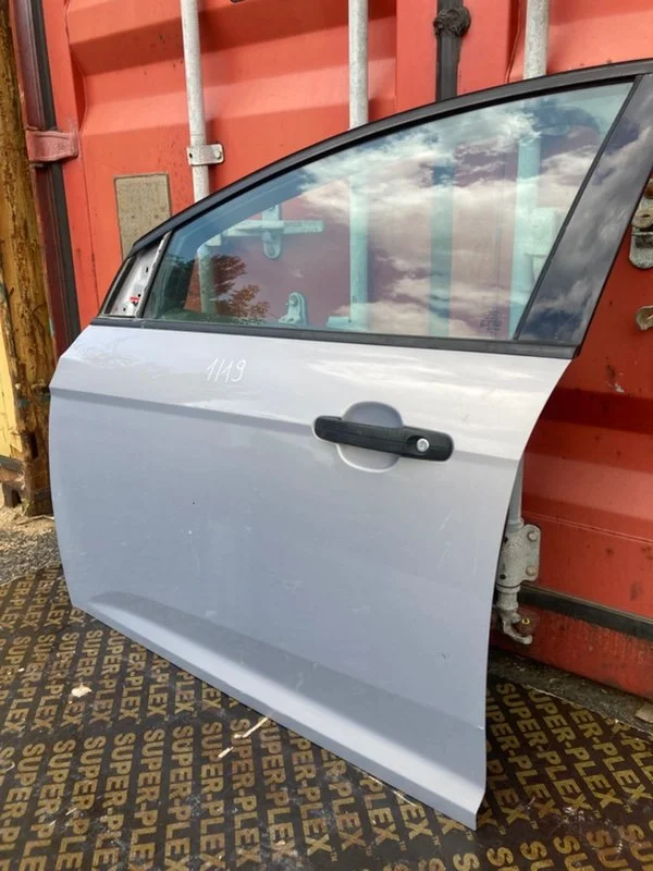 Дверь боковая передняя левая Ford Focus 3 ХЭЧБЭК - миниатюра 3