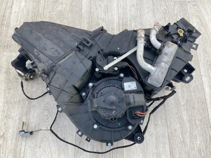 Печка салона задняя Volkswagen Touareg NF 3.2 V6 - миниатюра 8