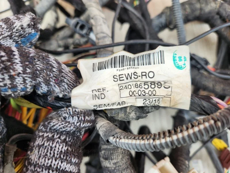 Проводка салона Renault Duster 1 F4RE410 2020 - миниатюра 2