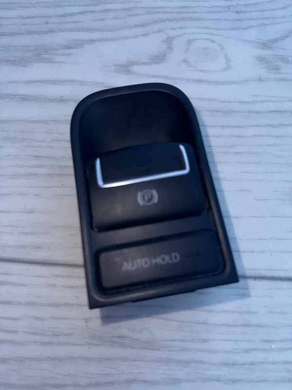 Кнопка стояночного тормоза Volkswagen tiguan 5N - миниатюра 2