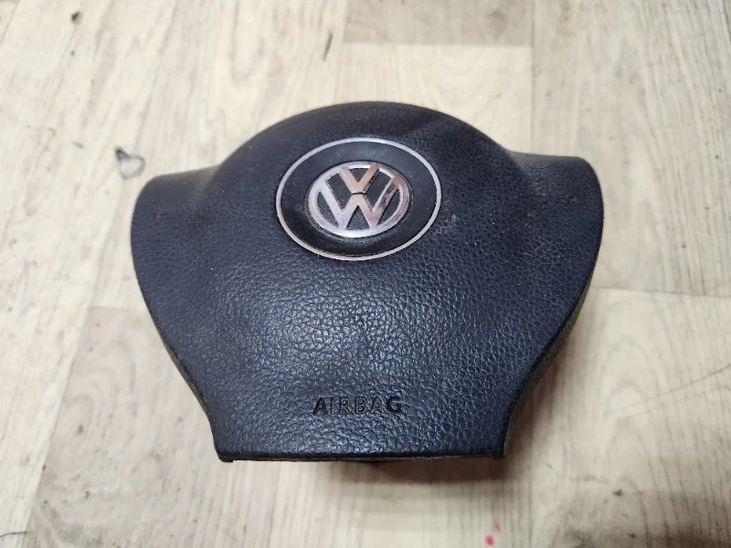 Подушка безопасности в руль Volkswagen Passat B6