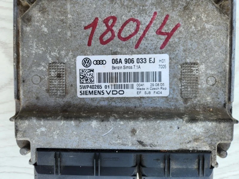 Блок управления двигателем Audi A3 8P BSE 2009 - миниатюра 2