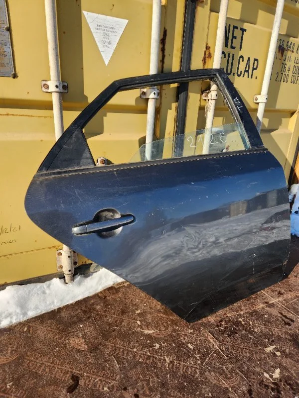 Дверь боковая задняя правая Kia Cerato 2 2008-2013 - миниатюра 2