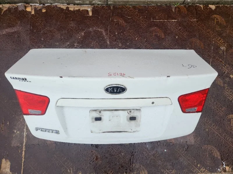 Крышка багажника Kia Cerato 2 2010 - миниатюра 2