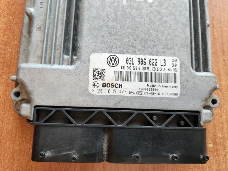 Блок управления двигателем Volkswagen DTI - миниатюра 2