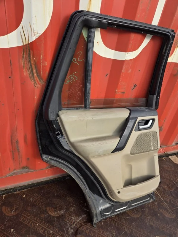 Дверь боковая задняя левая Land Rover Freelander 2 - миниатюра 10