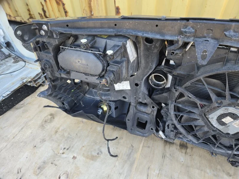 Nose cut Volkswagen Transporter T5 2015 - миниатюра 10