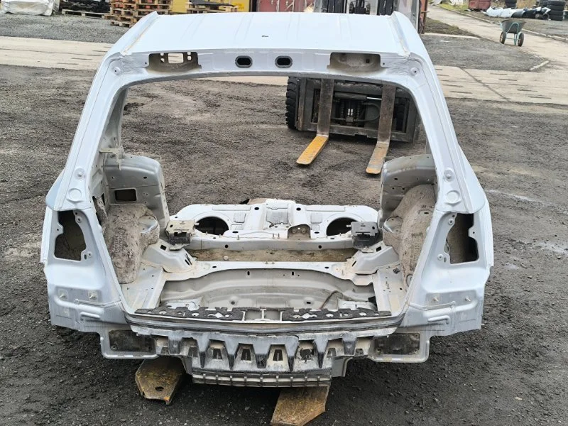 Кузов задний Mercedes-Benz GLK350 Х204 3.5L V6 - миниатюра 4