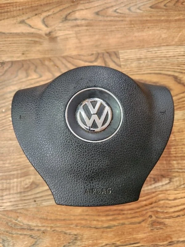 Подушка безопасности в руль Volkswagen jetta 6 - изображение 1