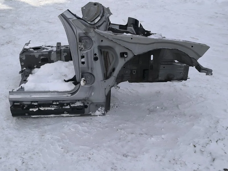 Кузов передний правый BMW X3 E83 N47D20 2010 - изображение 1