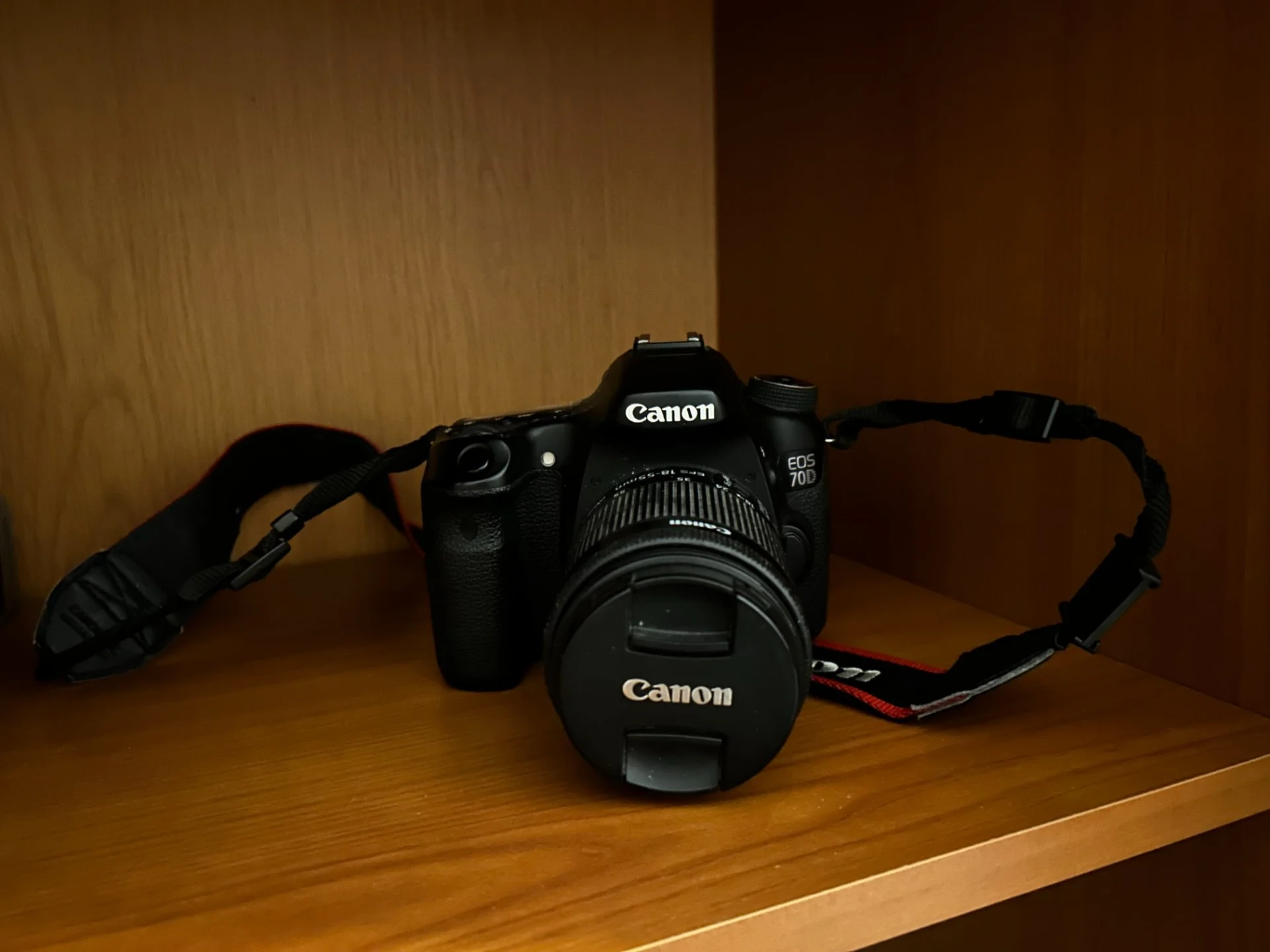 Фотоаппарат Canon EOS 70D Kit EF-S 18-55mm f/4-5.6 IS STM