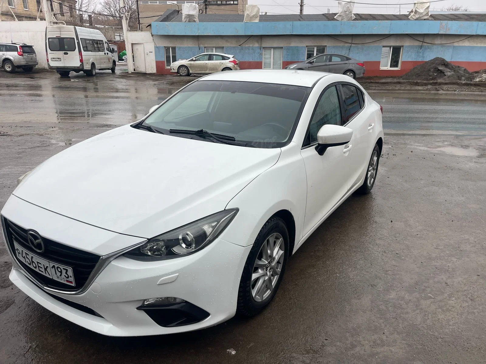 mazda 3 - миниатюра 2