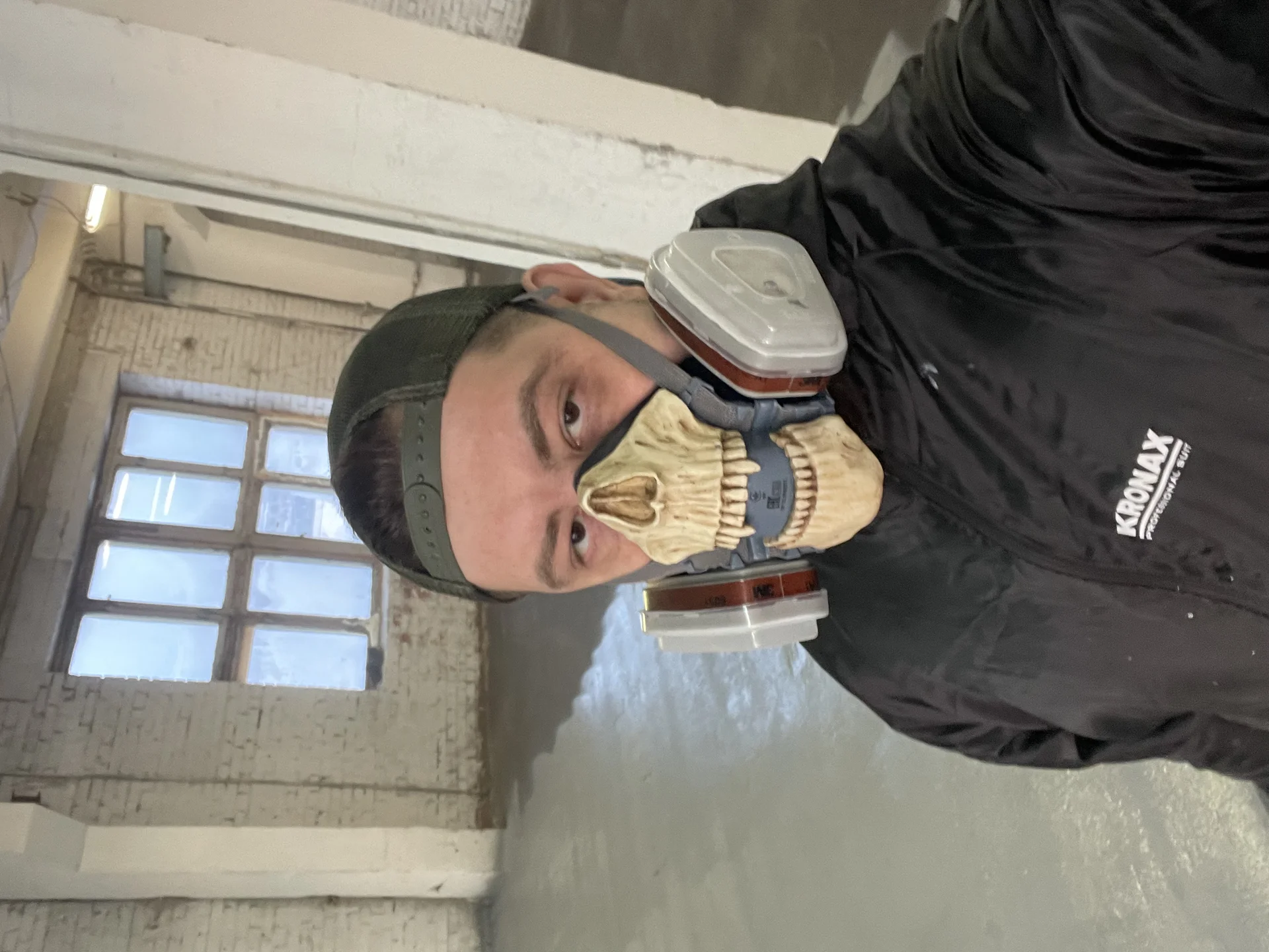Безвоздушная покраска. Покраска стен потолков пола - миниатюра 10