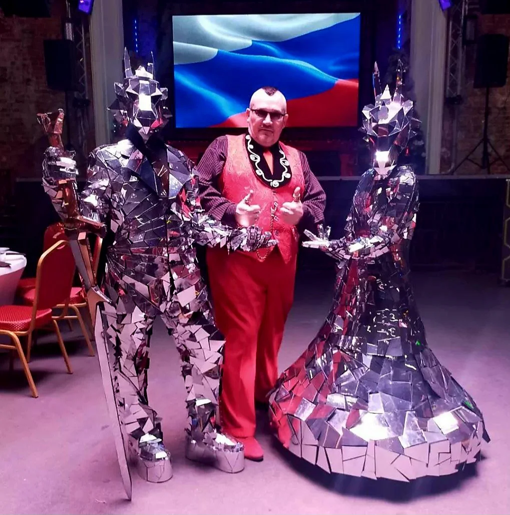 Зеркальные персонажи люди шоу встреча гостей шоу на свадьбу юбилей корпоратив выпускной праздник - миниатюра 16