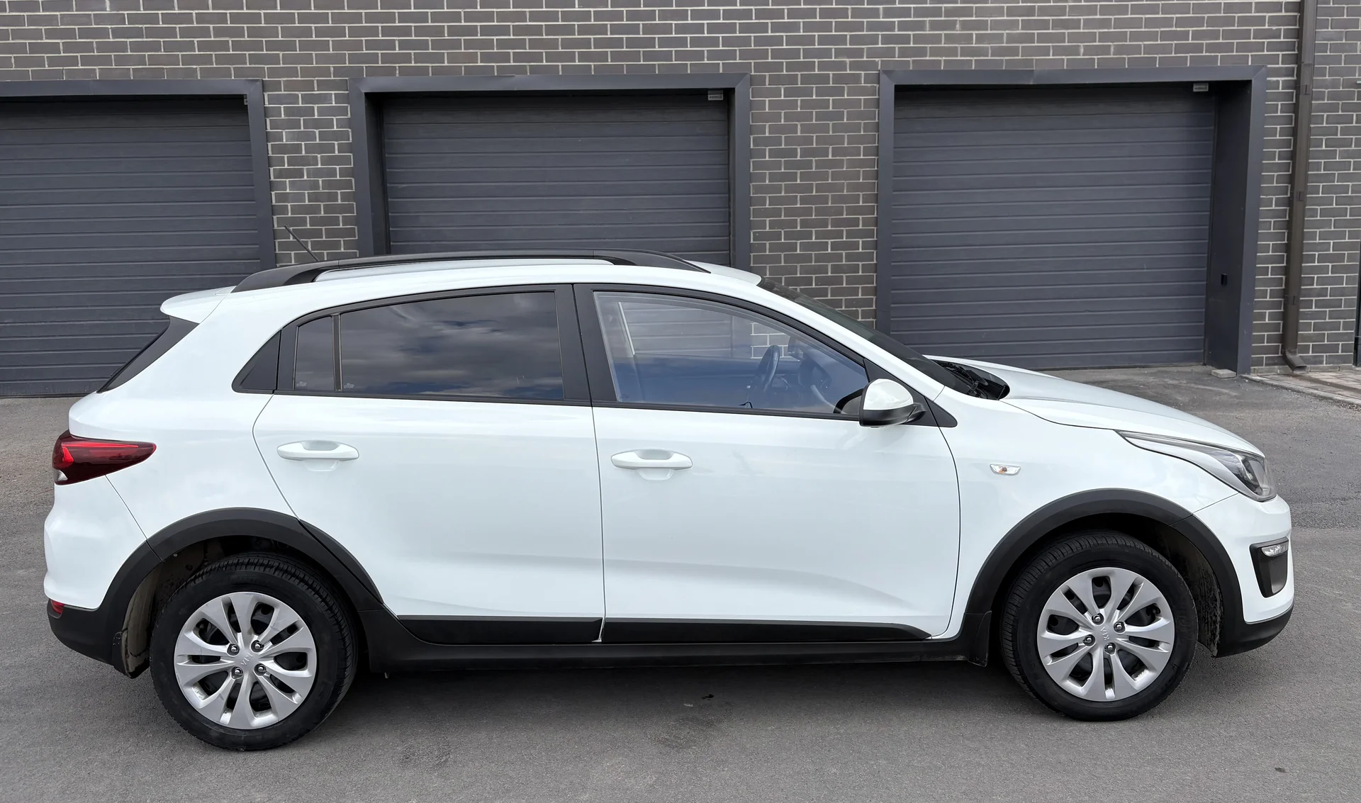 KIA RIO X-LINE 2018 - миниатюра 4