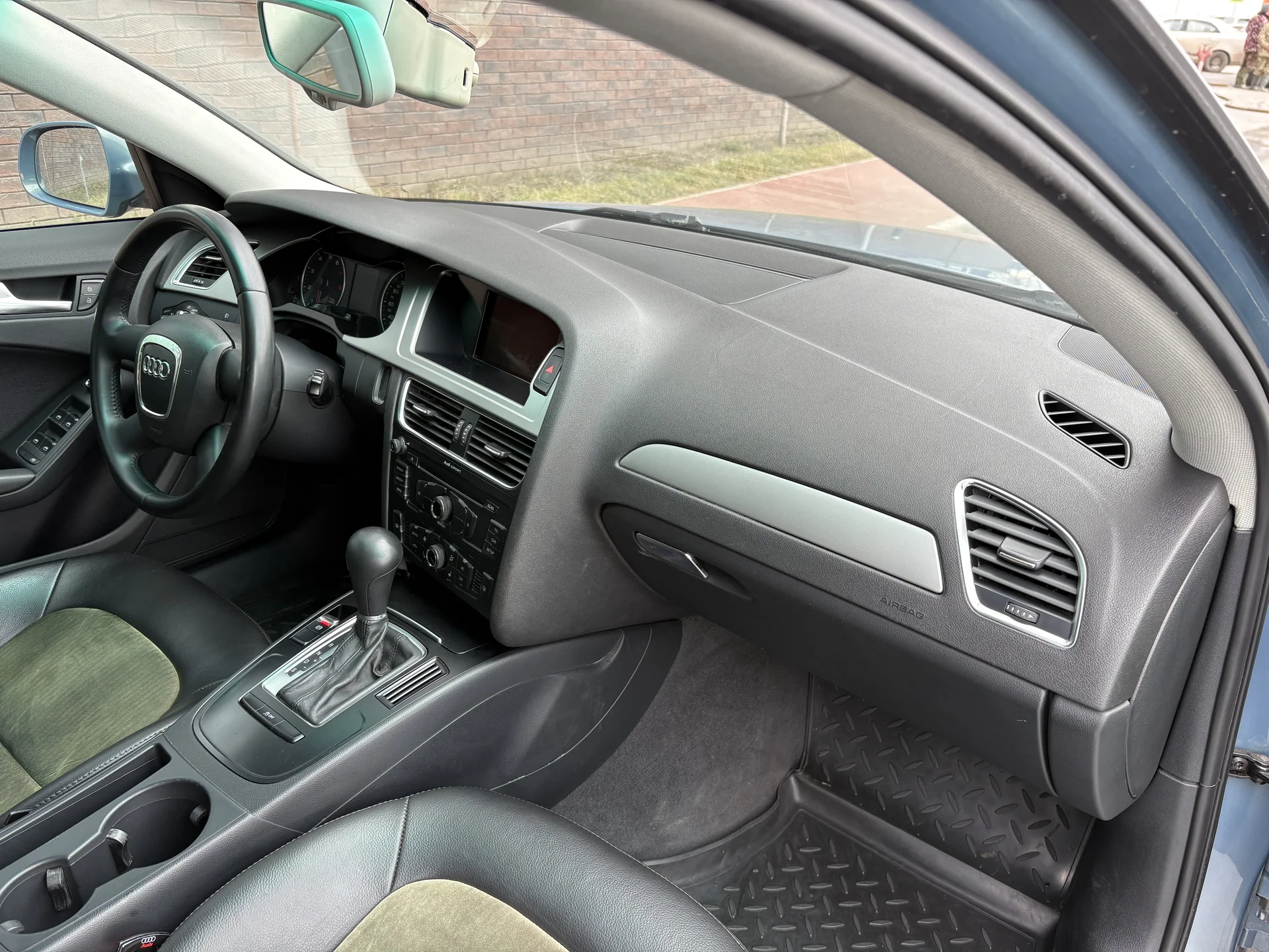 Audi A4 B8 - миниатюра 9