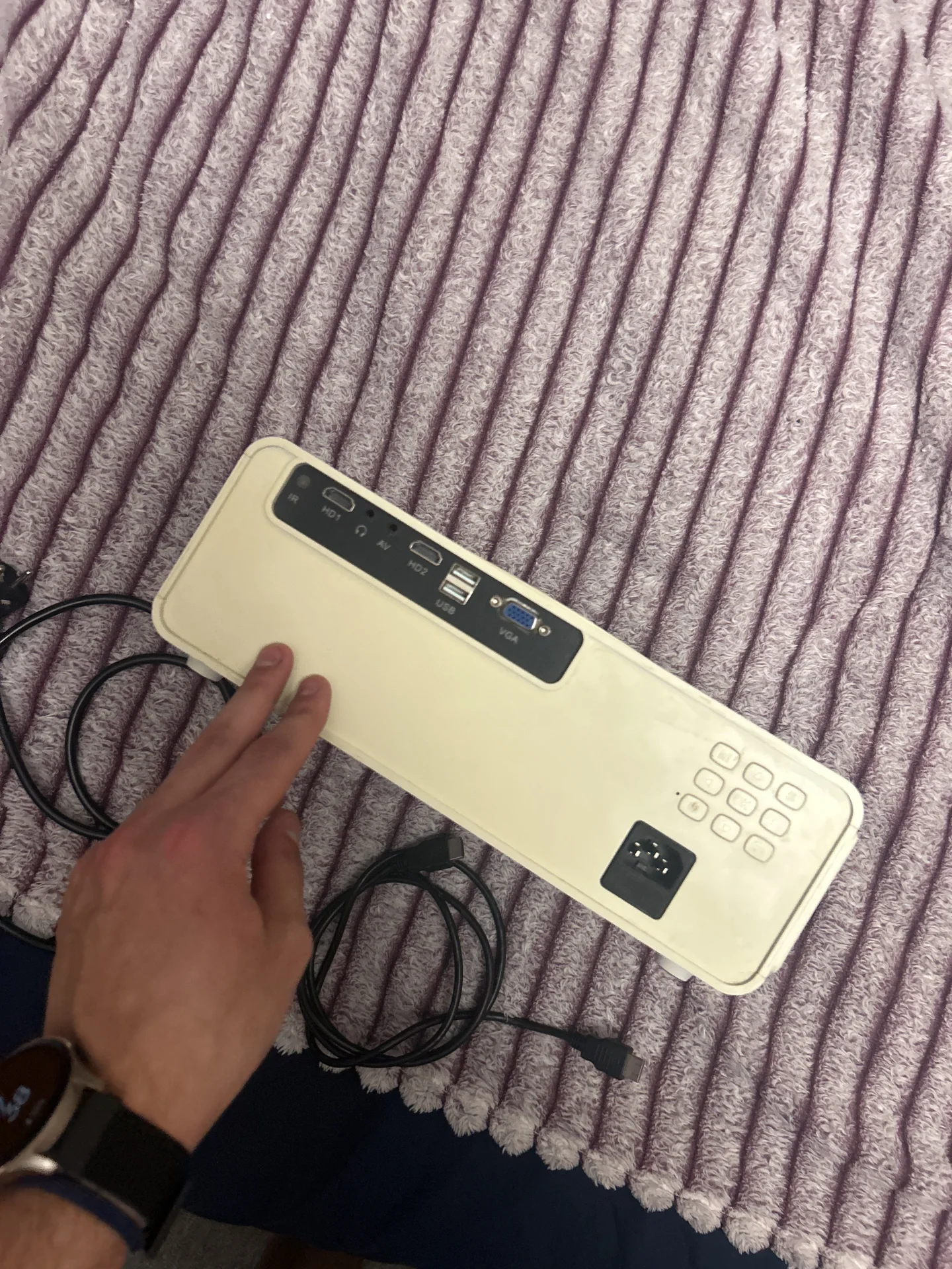 Проектор TouYinger Q9 Basic + экран 90" - комплект - миниатюра 2