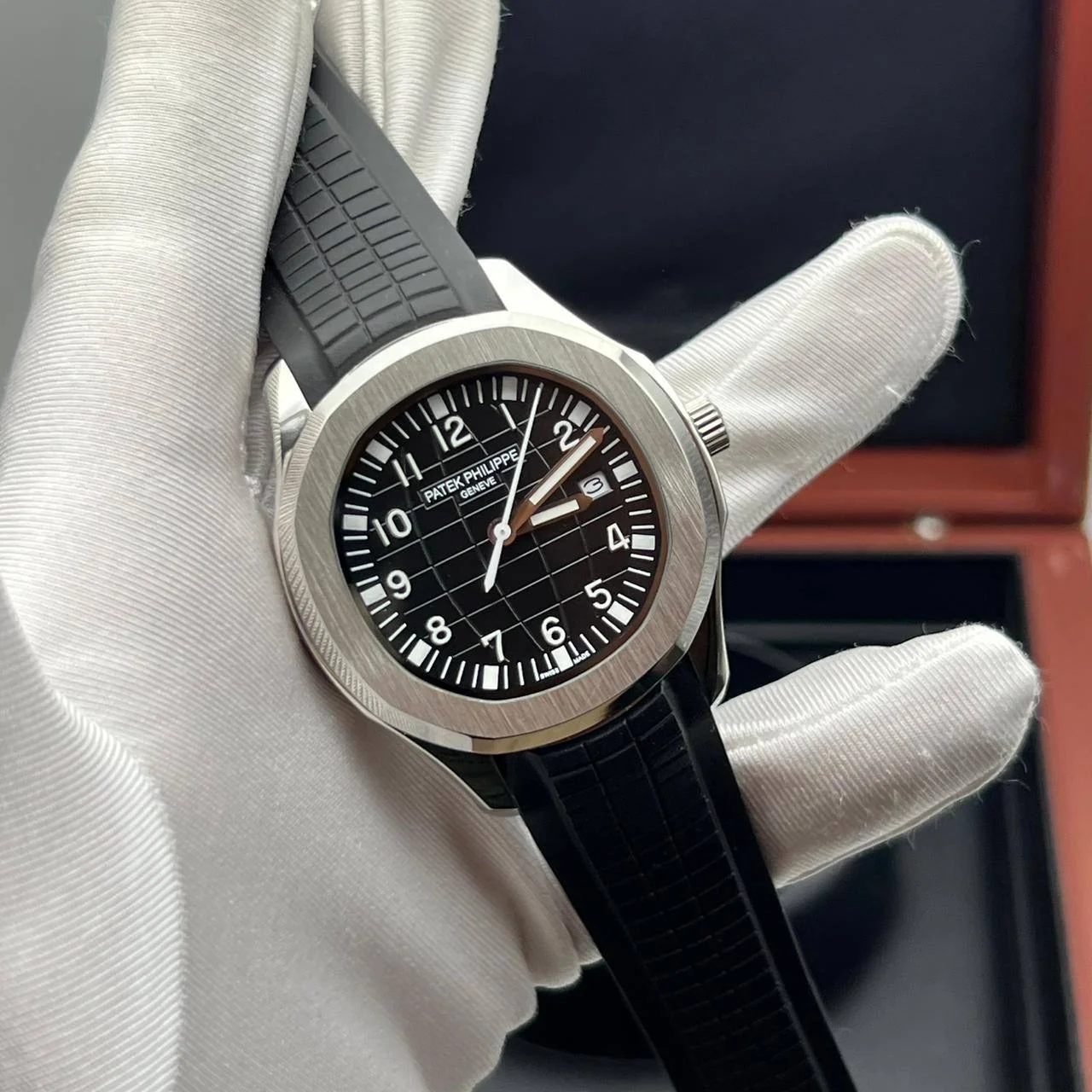 Часы Patek Philippe Aquanaut - миниатюра 3