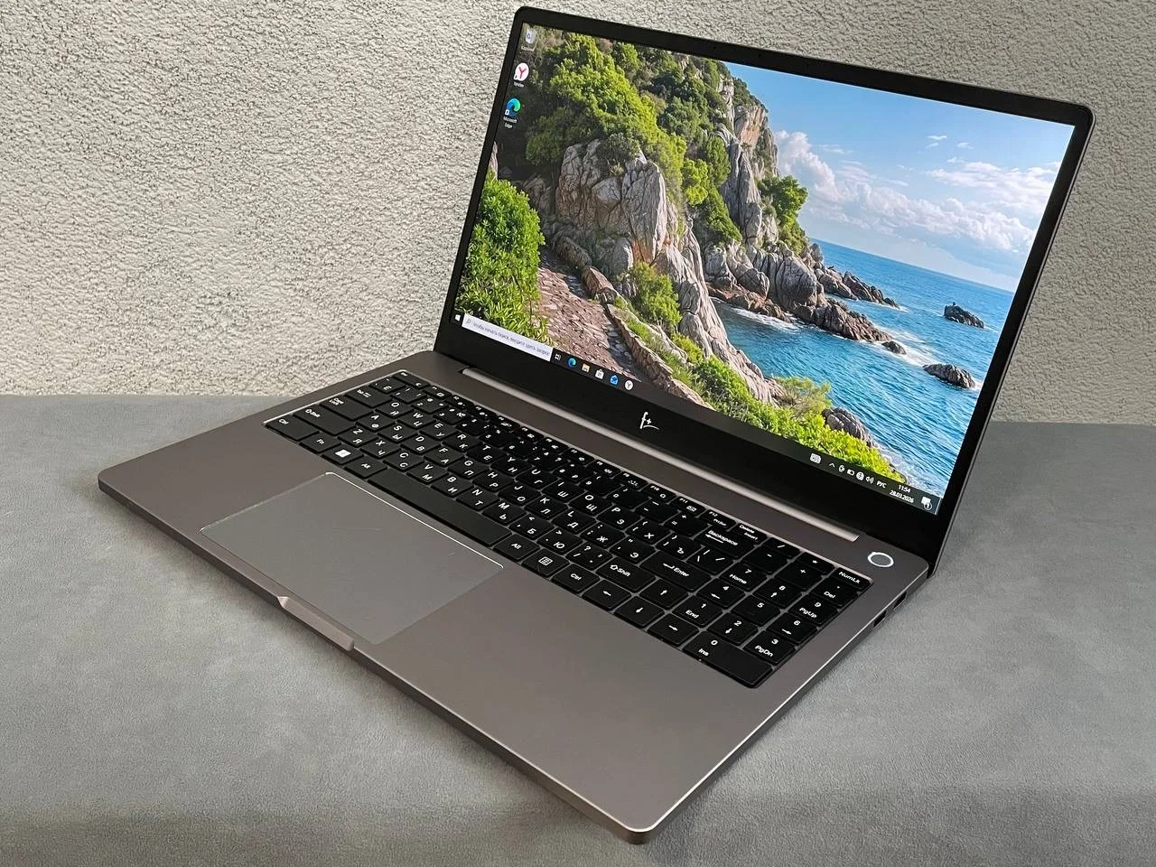 15,6" F+ R5/ 8/ 512 IPS - миниатюра 3