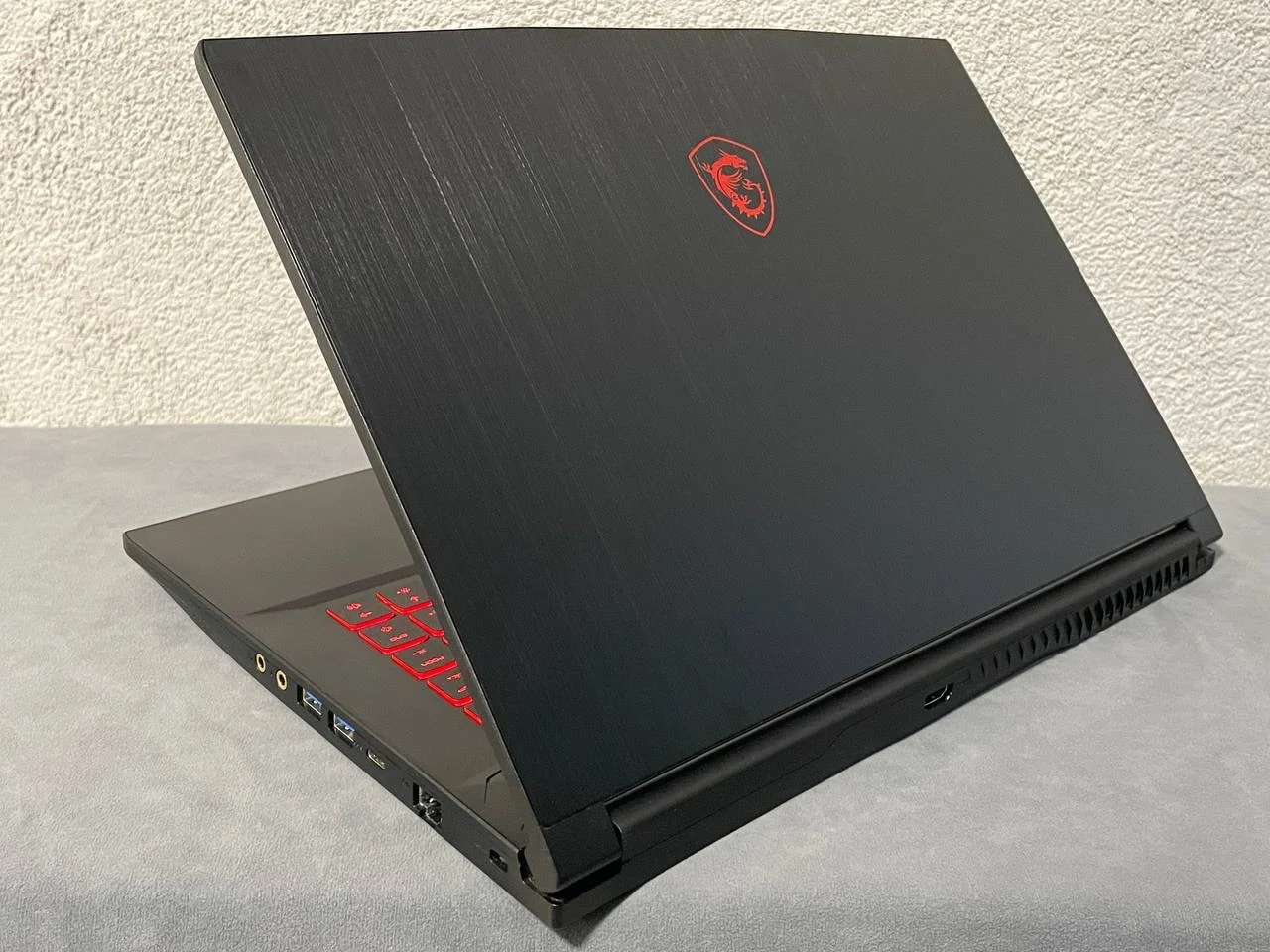 15,6" MSI 1650ti /i5 /16 /756 IPS - миниатюра 6
