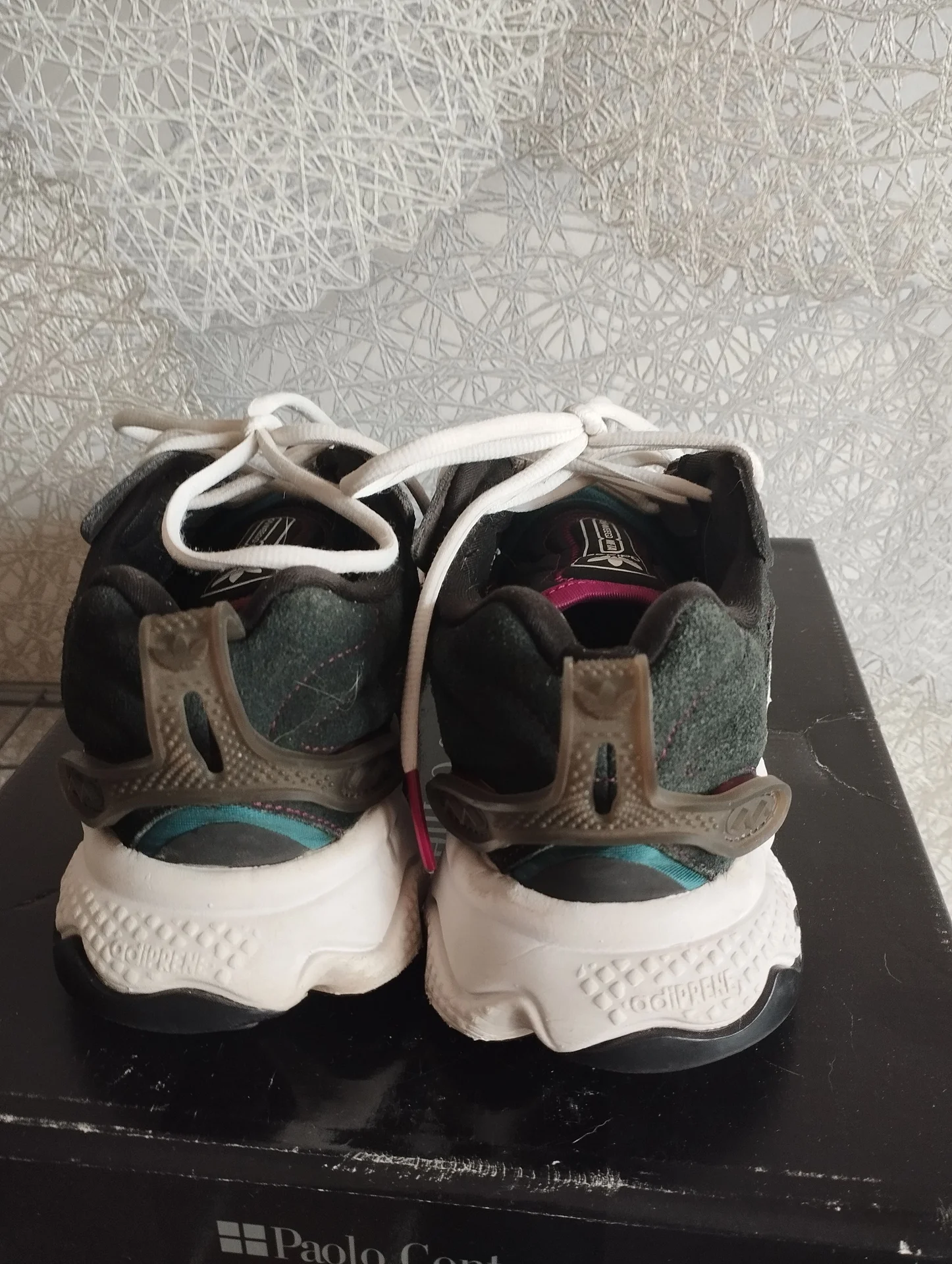 Кроссовки adidas ozweego 42 бу - миниатюра 4