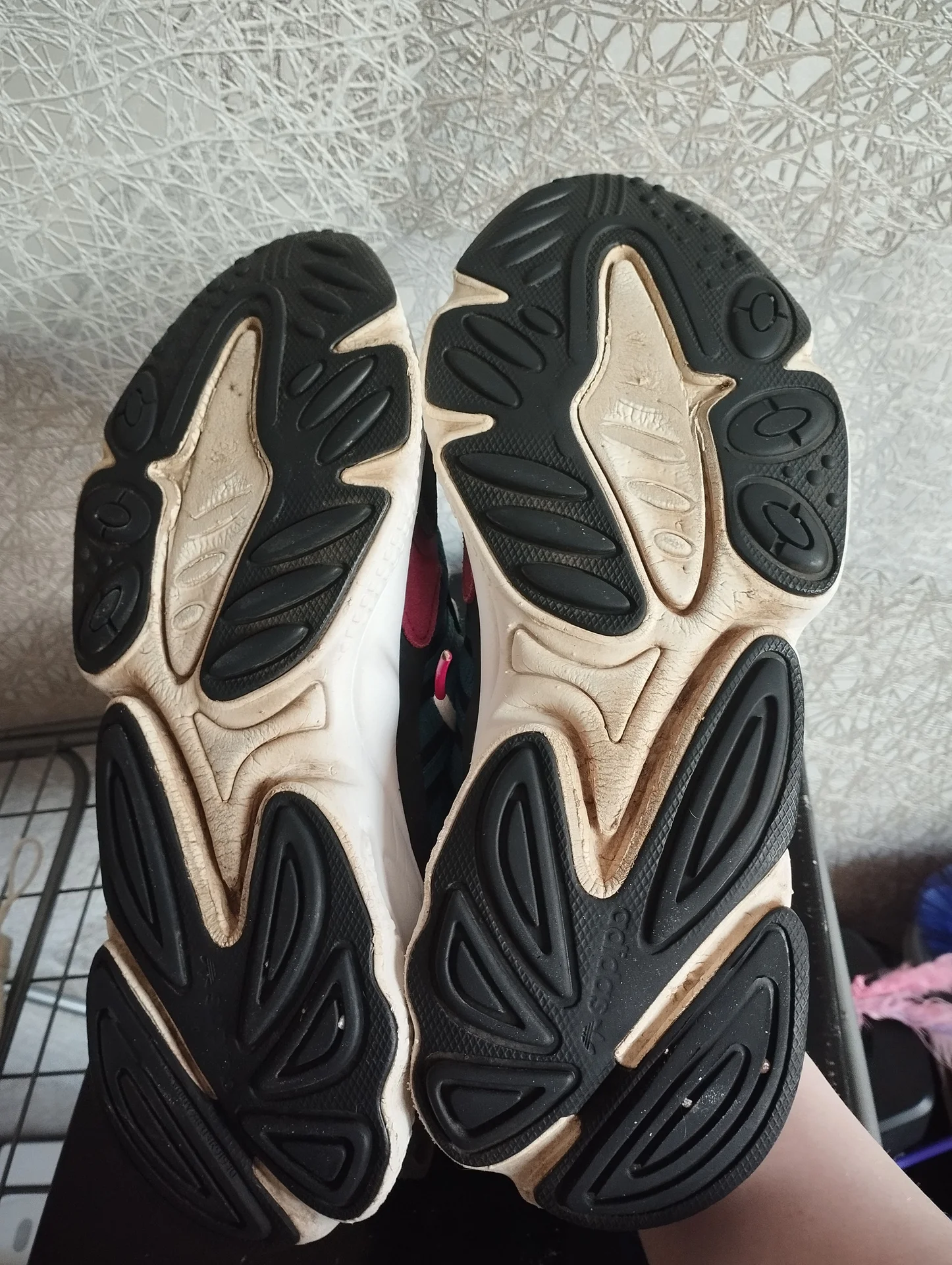 Кроссовки adidas ozweego 42 бу - миниатюра 5