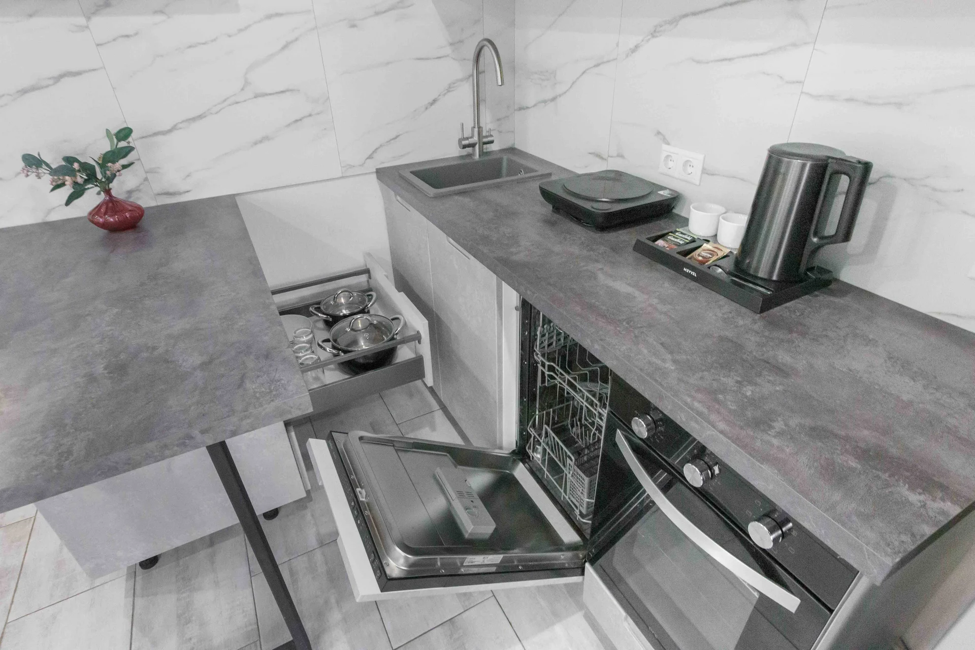 Inndays Apartments - миниатюра 14