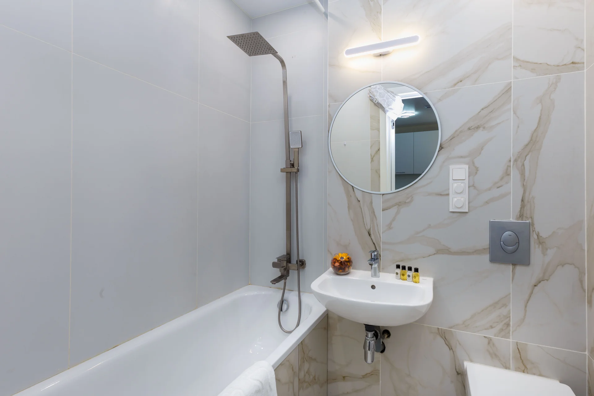 Inndays Apartments - миниатюра 4