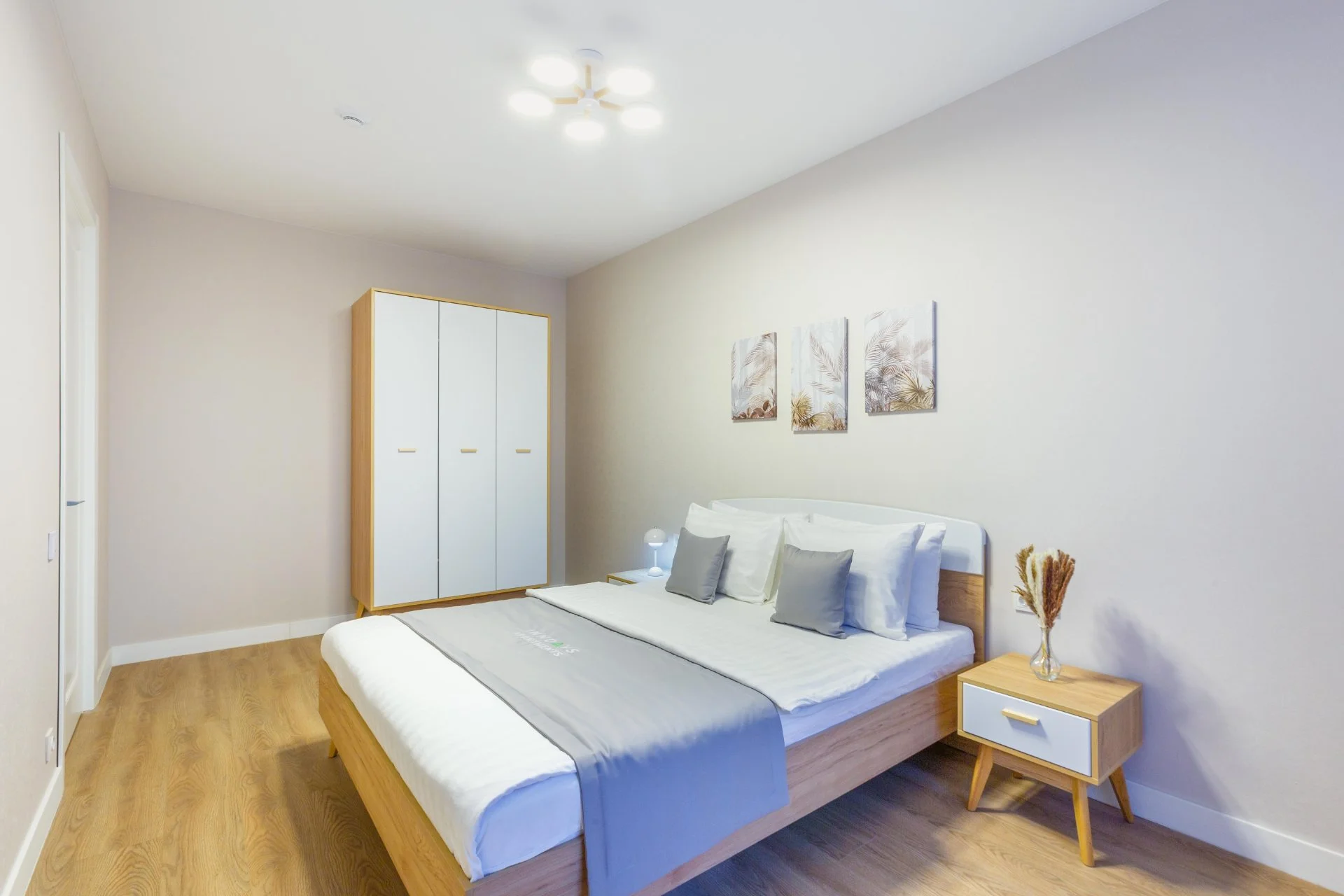 Inndays Apartments - миниатюра 2