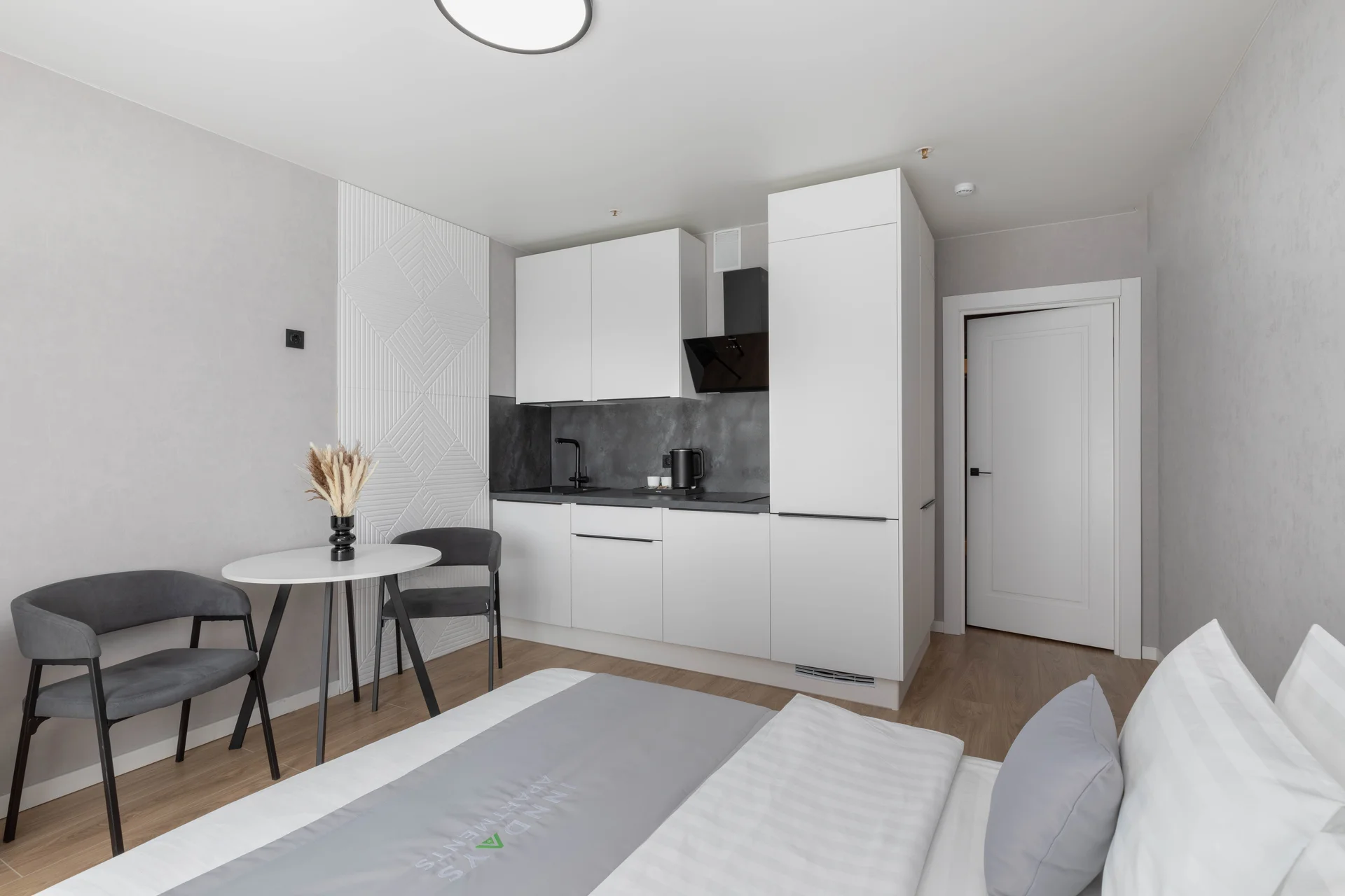 Inndays Apartments - миниатюра 4