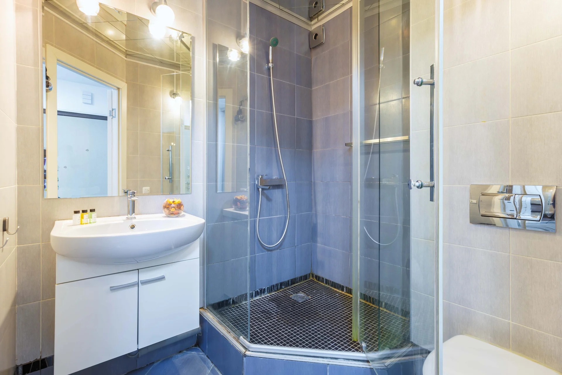 Inndays Apartments - миниатюра 13