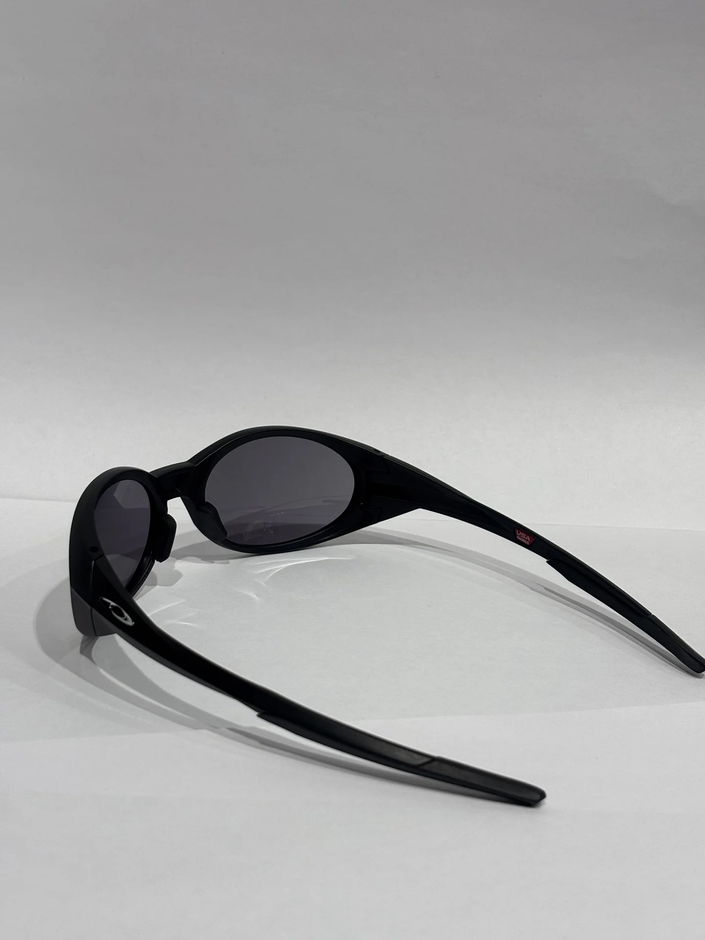 Солнцезащитные очки Oakley - миниатюра 3