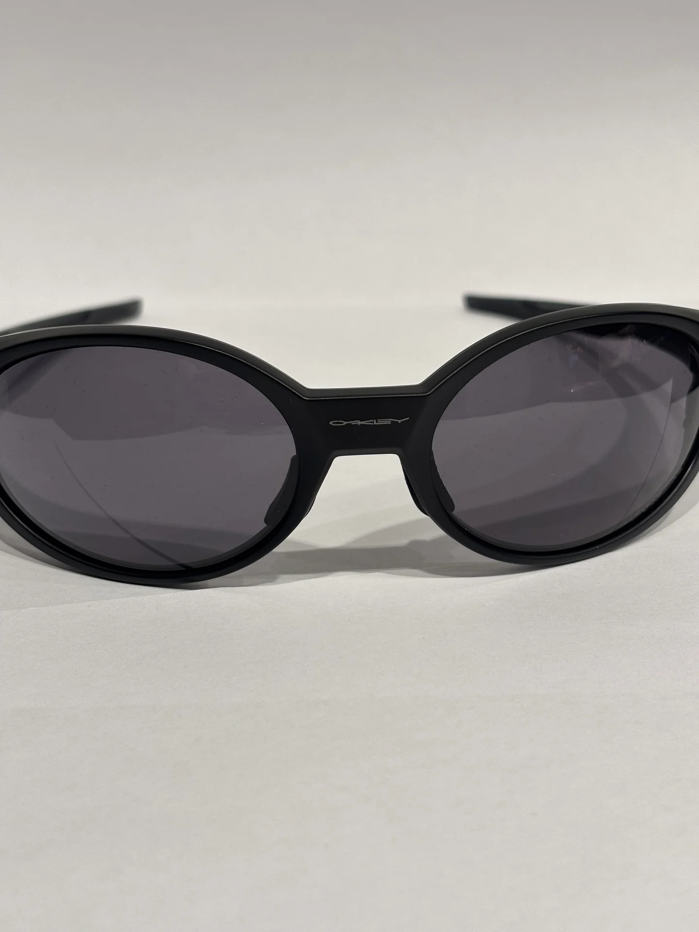 Солнцезащитные очки Oakley - миниатюра 4