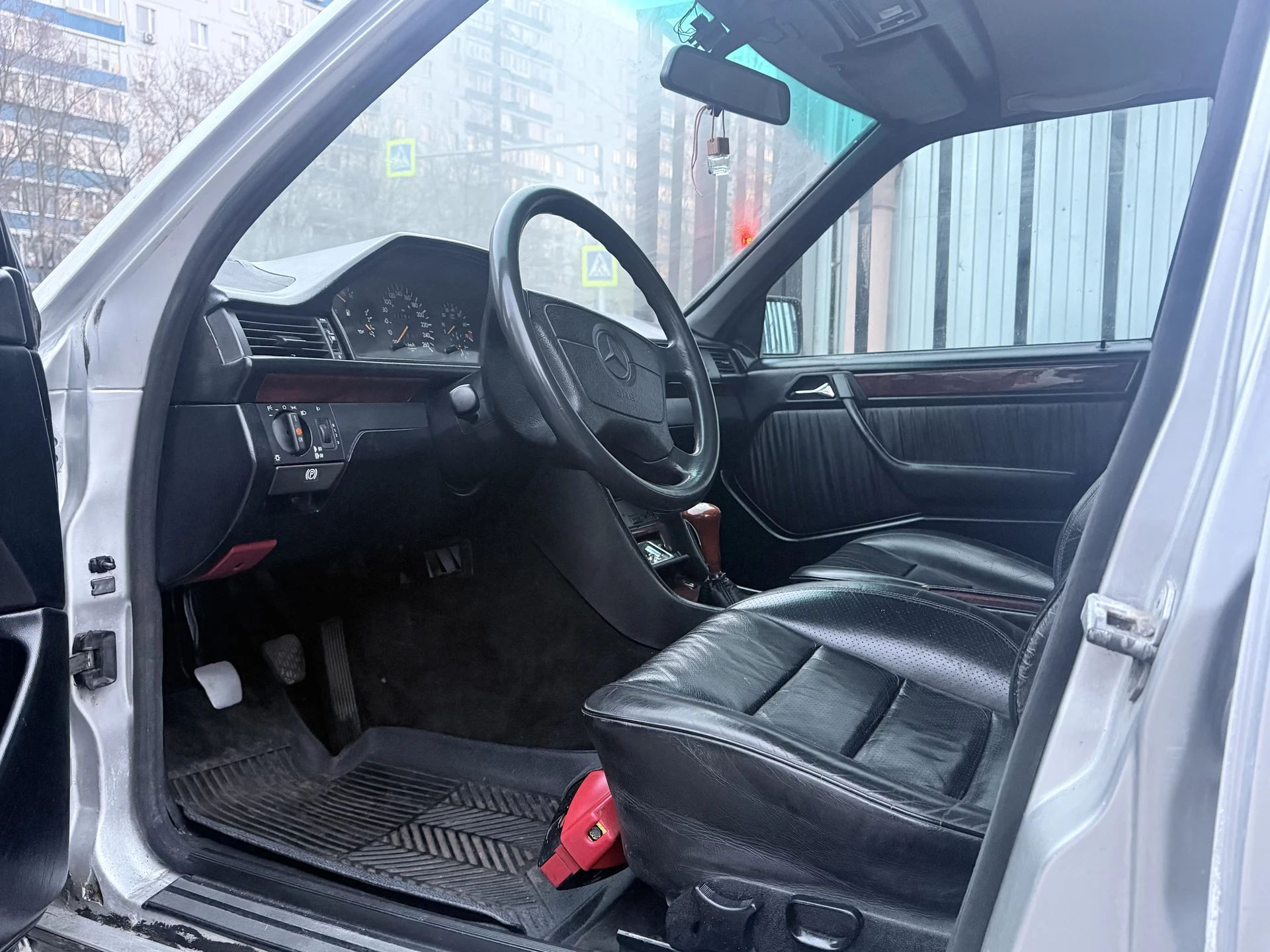 Mercedes-Benz E-Class, 1995 w124 m104 2.8 - миниатюра 11