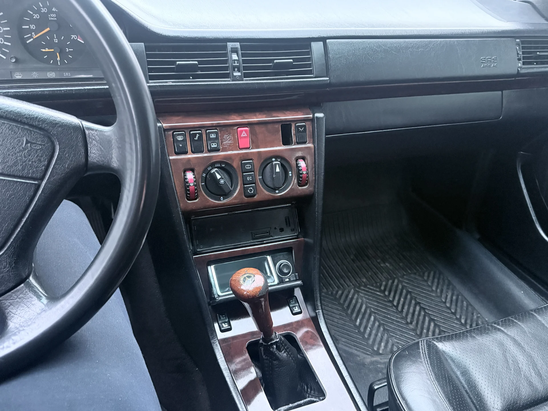 Mercedes-Benz E-Class, 1995 w124 m104 2.8 - миниатюра 16