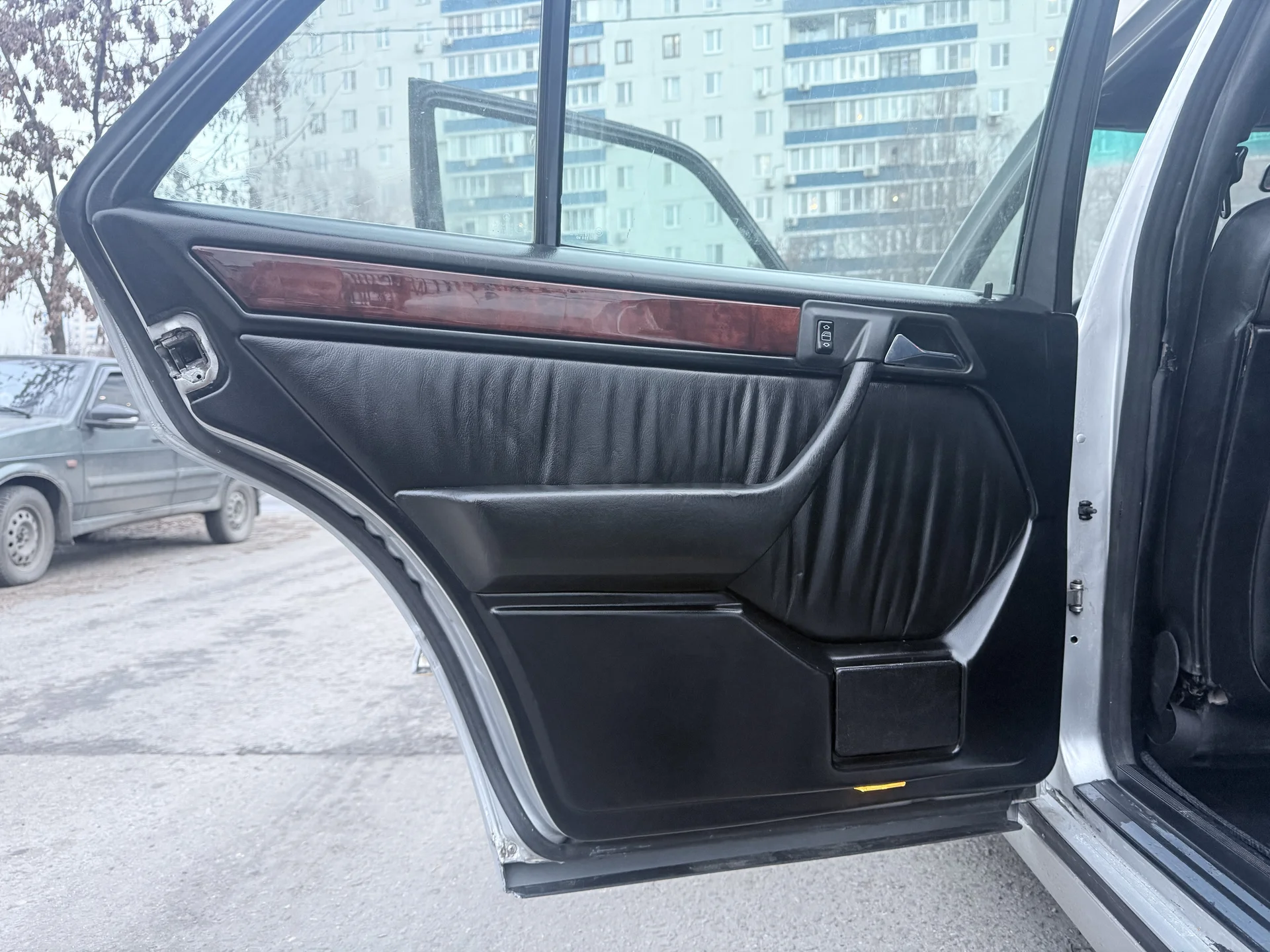 Mercedes-Benz E-Class, 1995 w124 m104 2.8 - миниатюра 22