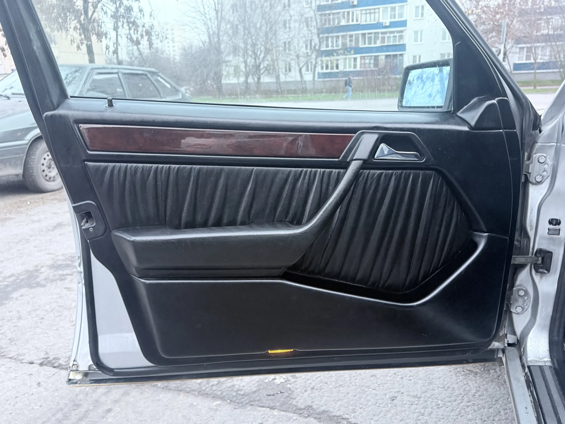 Mercedes-Benz E-Class, 1995 w124 m104 2.8 - миниатюра 24